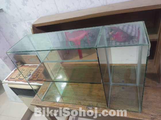 গ্লাসের মাল্টি-লেয়ার শেলফ / অ্যাকোয়ারিয়াম স্ট্যান্ড